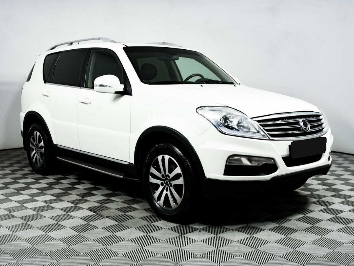 SsangYong Rexton с пробегом — 2013 год. Фото: #2