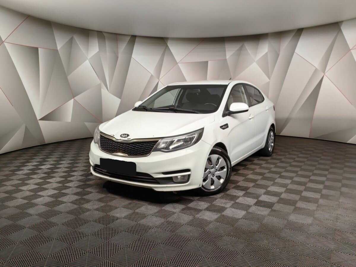 Kia Rio с пробегом — 2015 год. Фото: #0