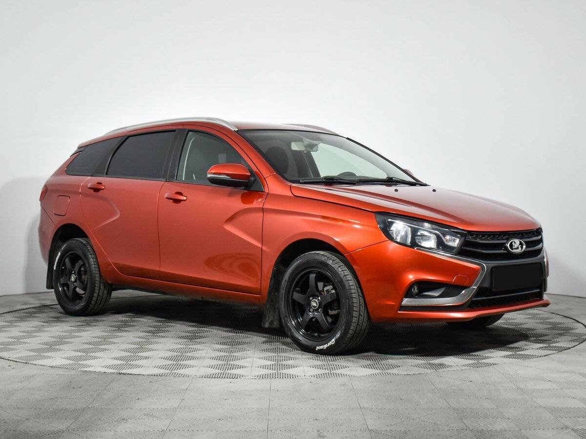 Lada (ВАЗ) Vesta с пробегом — 2018 год. Фото: #2