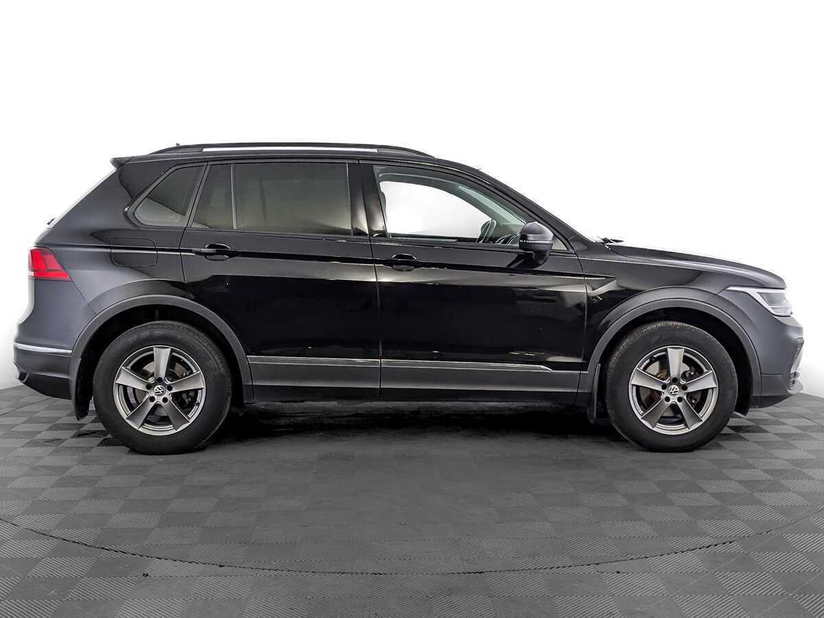Volkswagen Tiguan с пробегом — 2021 год. Фото: #3