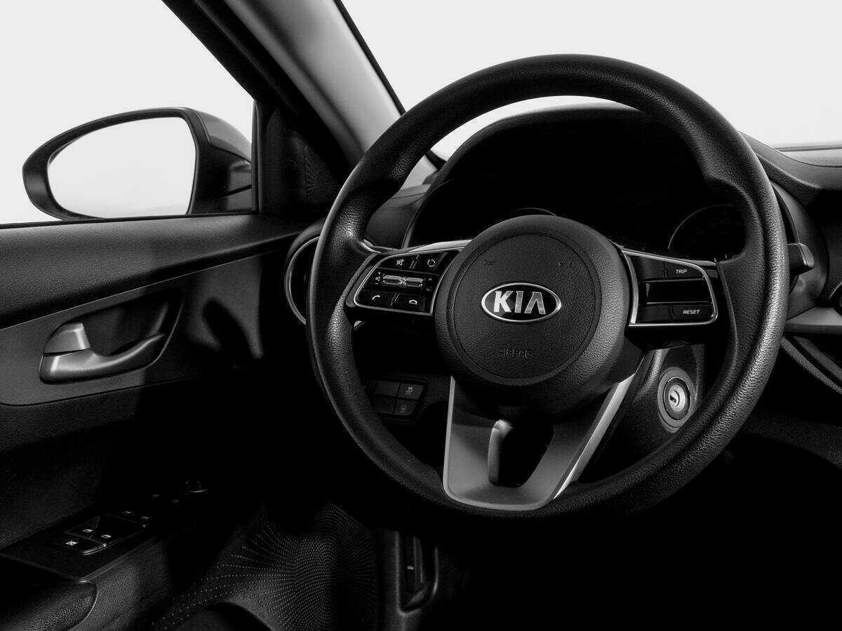 Kia Cerato с пробегом — 2019 год. Фото: #12