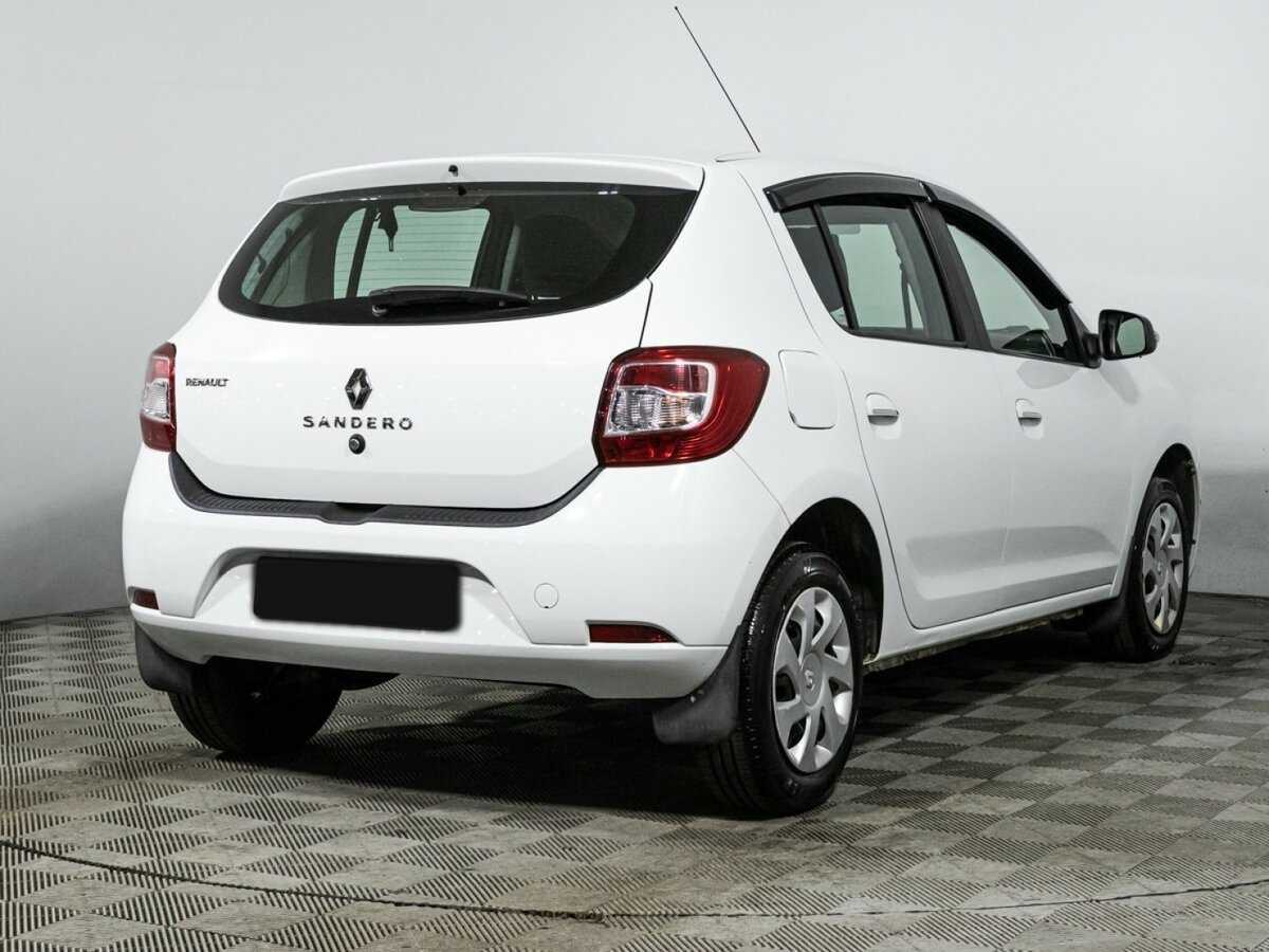 Renault Sandero с пробегом — 2017 год. Фото: #4