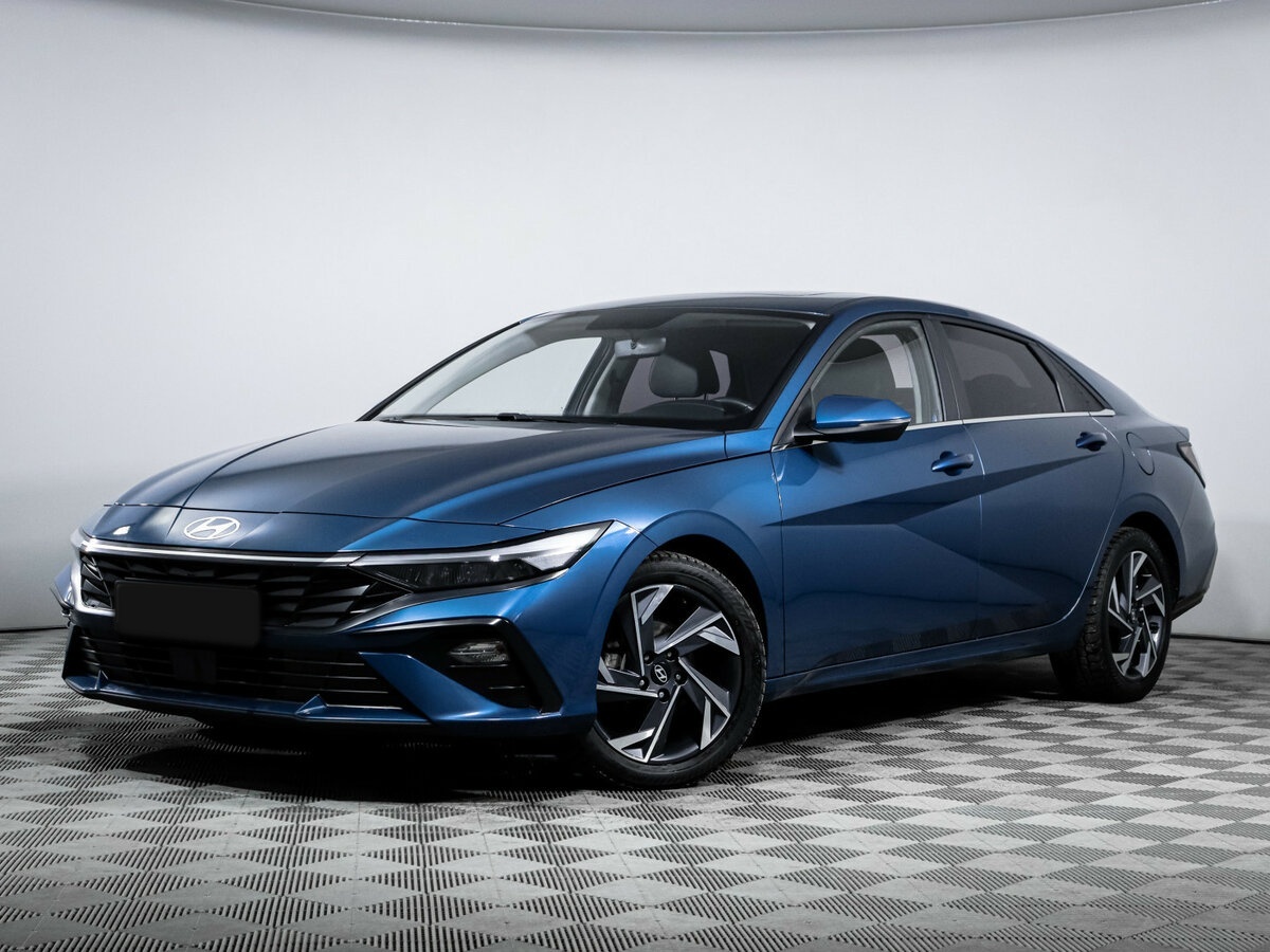 Hyundai Elantra с пробегом — 2023 год. Фото: #0