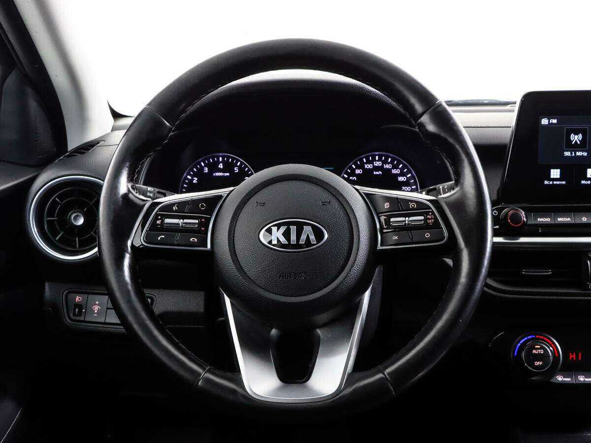Kia Cerato с пробегом — 2018 год. Фото: #9