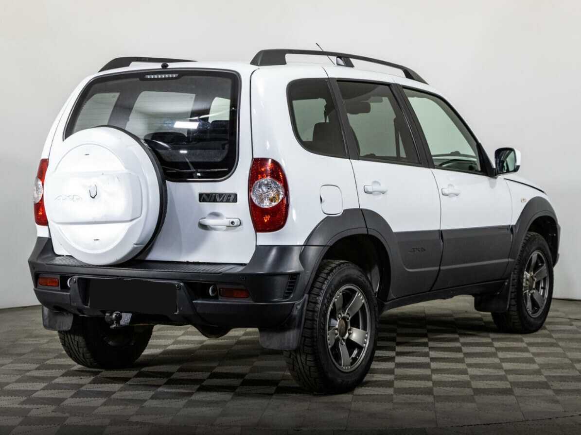 Chevrolet Niva с пробегом — 2018 год. Фото: #2