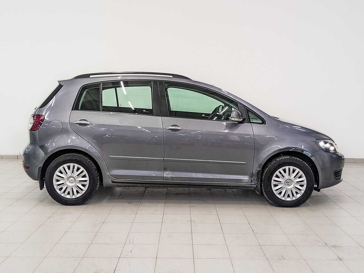 Volkswagen Golf Plus с пробегом — 2012 год. Фото: #3