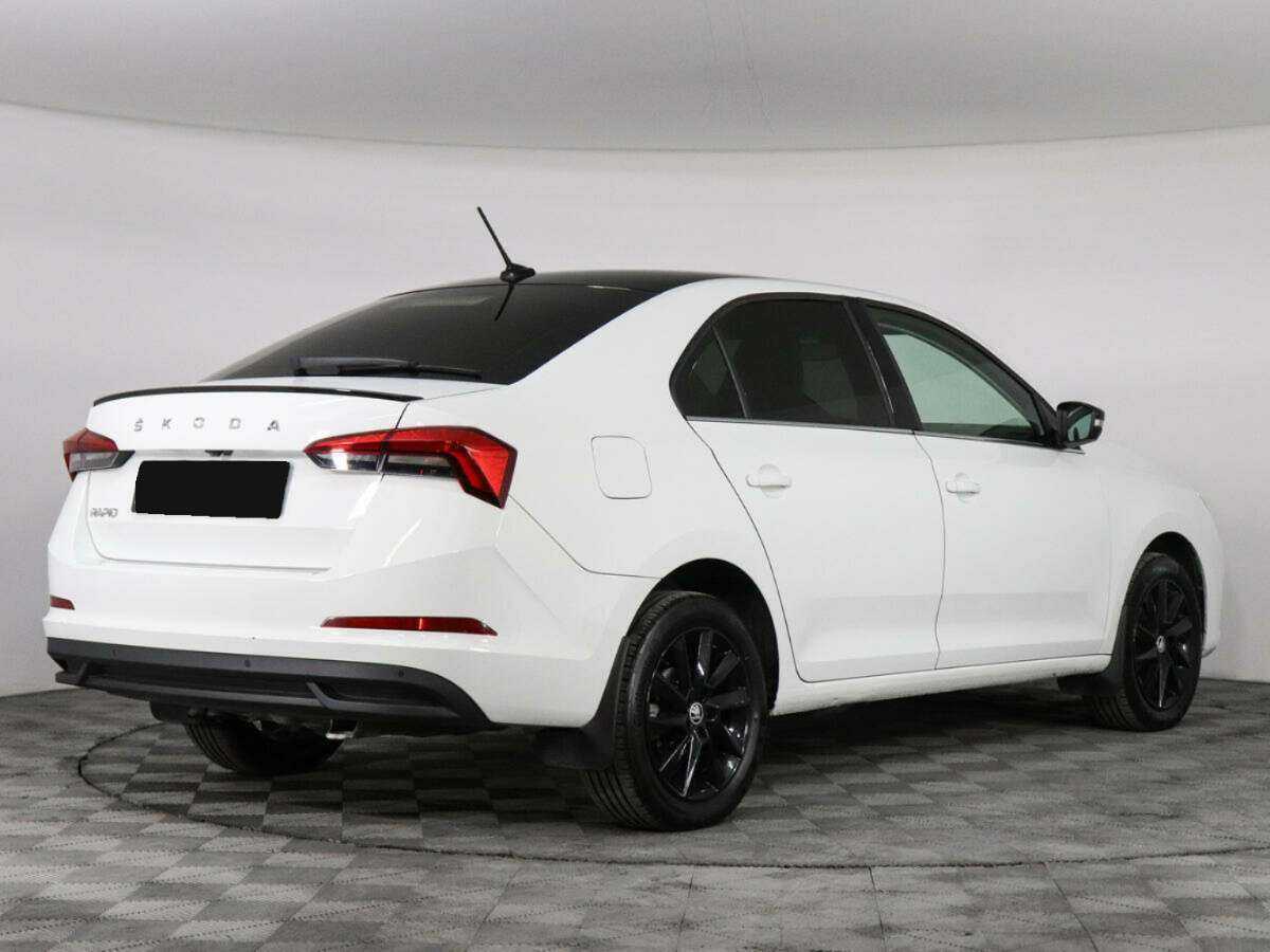Skoda Rapid с пробегом — 2021 год. Фото: #4