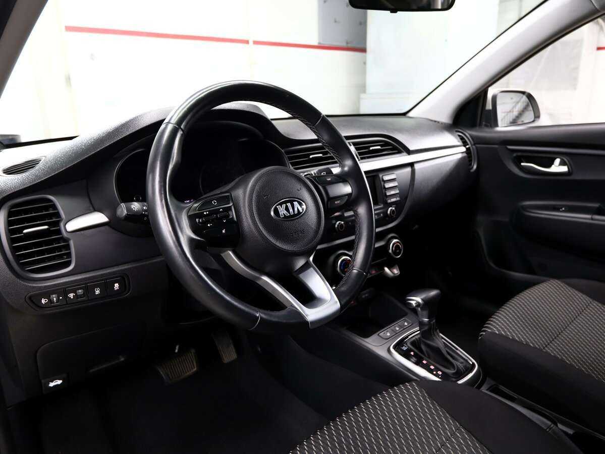 Kia Rio с пробегом — 2019 год. Фото: #7