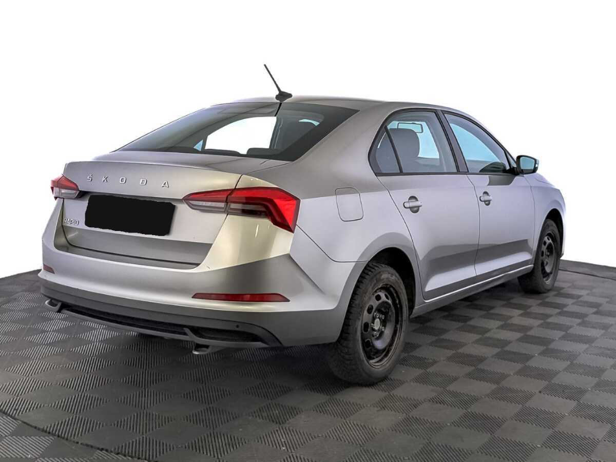 Skoda Rapid с пробегом — 2020 год. Фото: #4