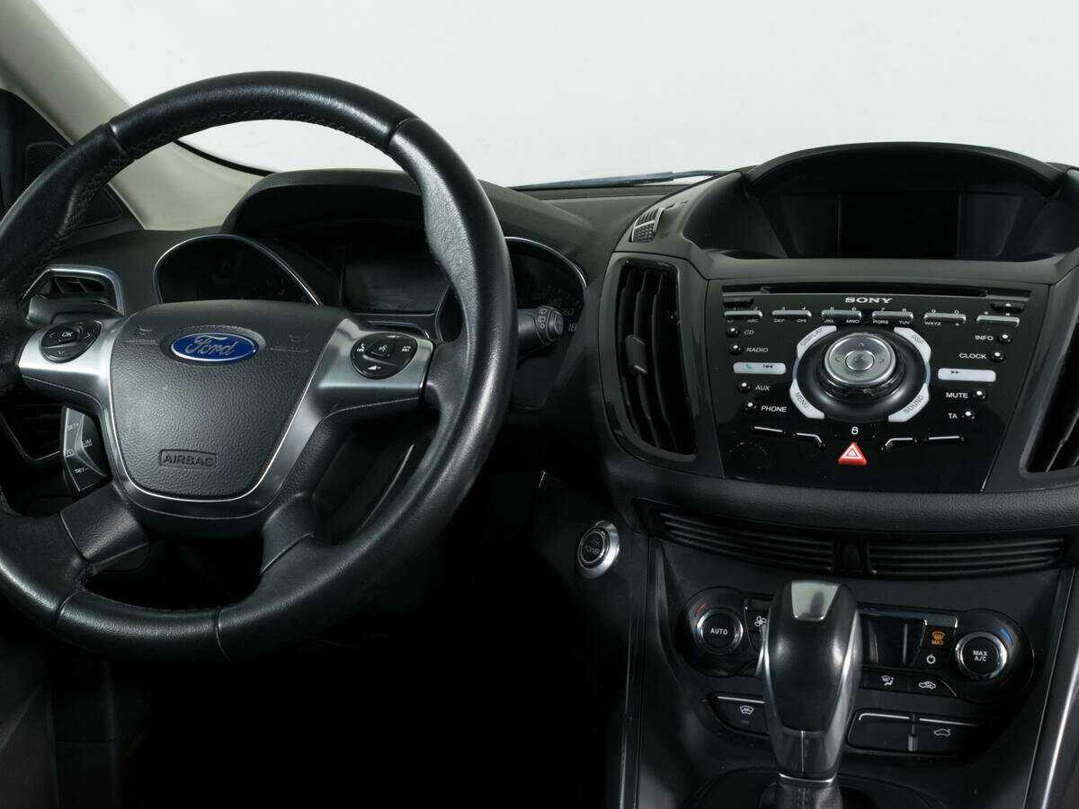 Ford Kuga с пробегом — 2013 год. Фото: #8