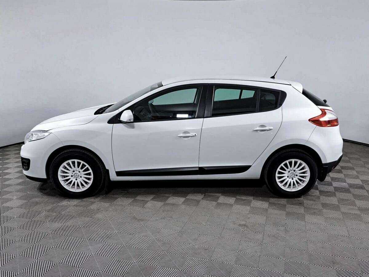 Renault Megane с пробегом — 2013 год. Фото: #7