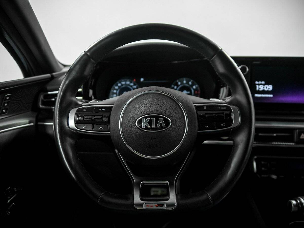 Kia K5 с пробегом — 2021 год. Фото: #8