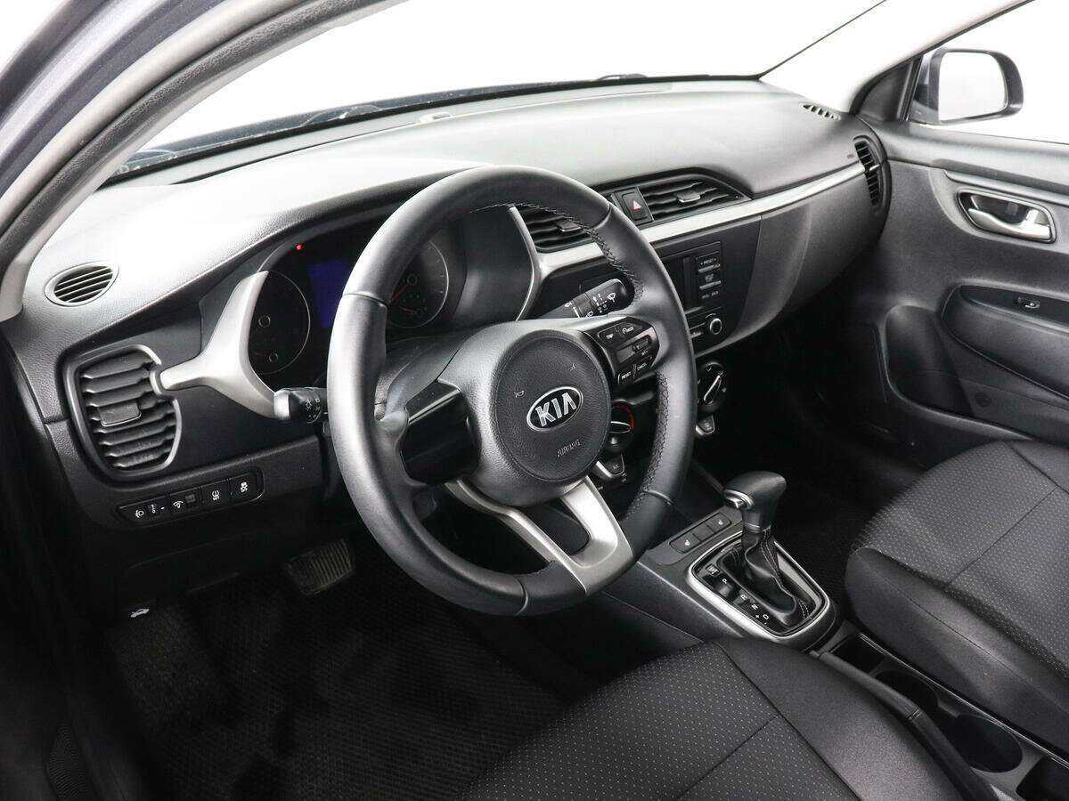 Kia Rio с пробегом — 2020 год. Фото: #8