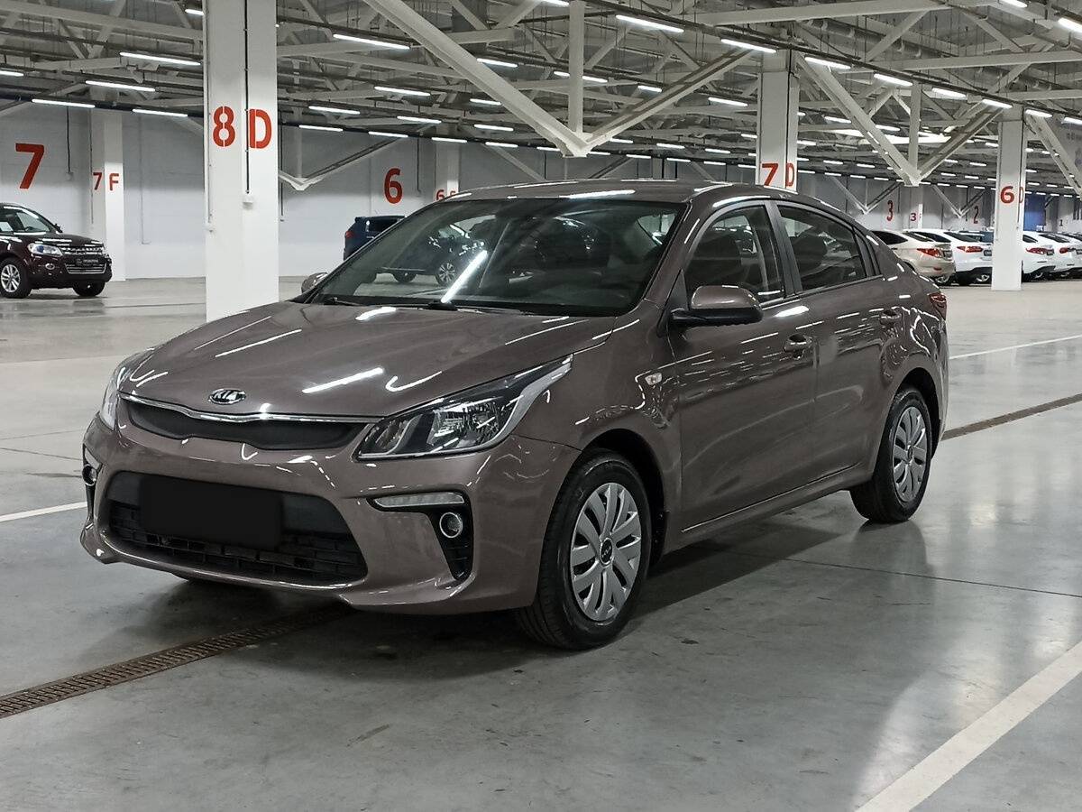 Kia Rio с пробегом — 2018 год. Посмотреть фото