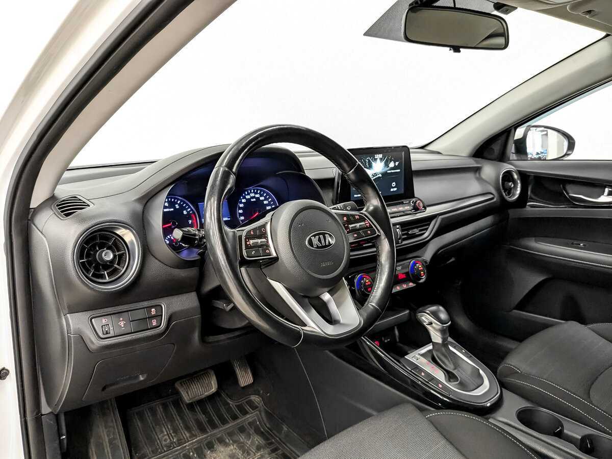 Kia Cerato с пробегом — 2019 год. Фото: #15