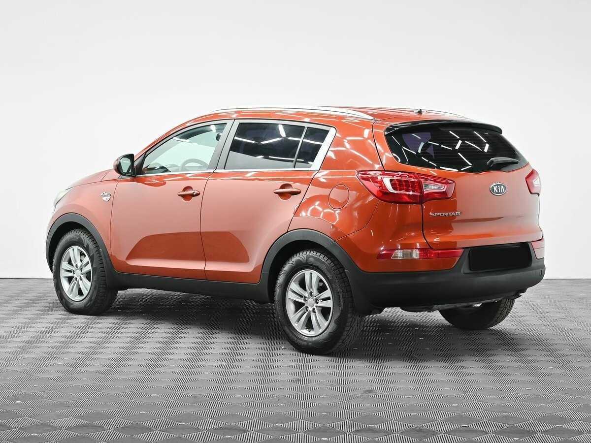 Kia Sportage с пробегом — 2012 год. Фото: #2