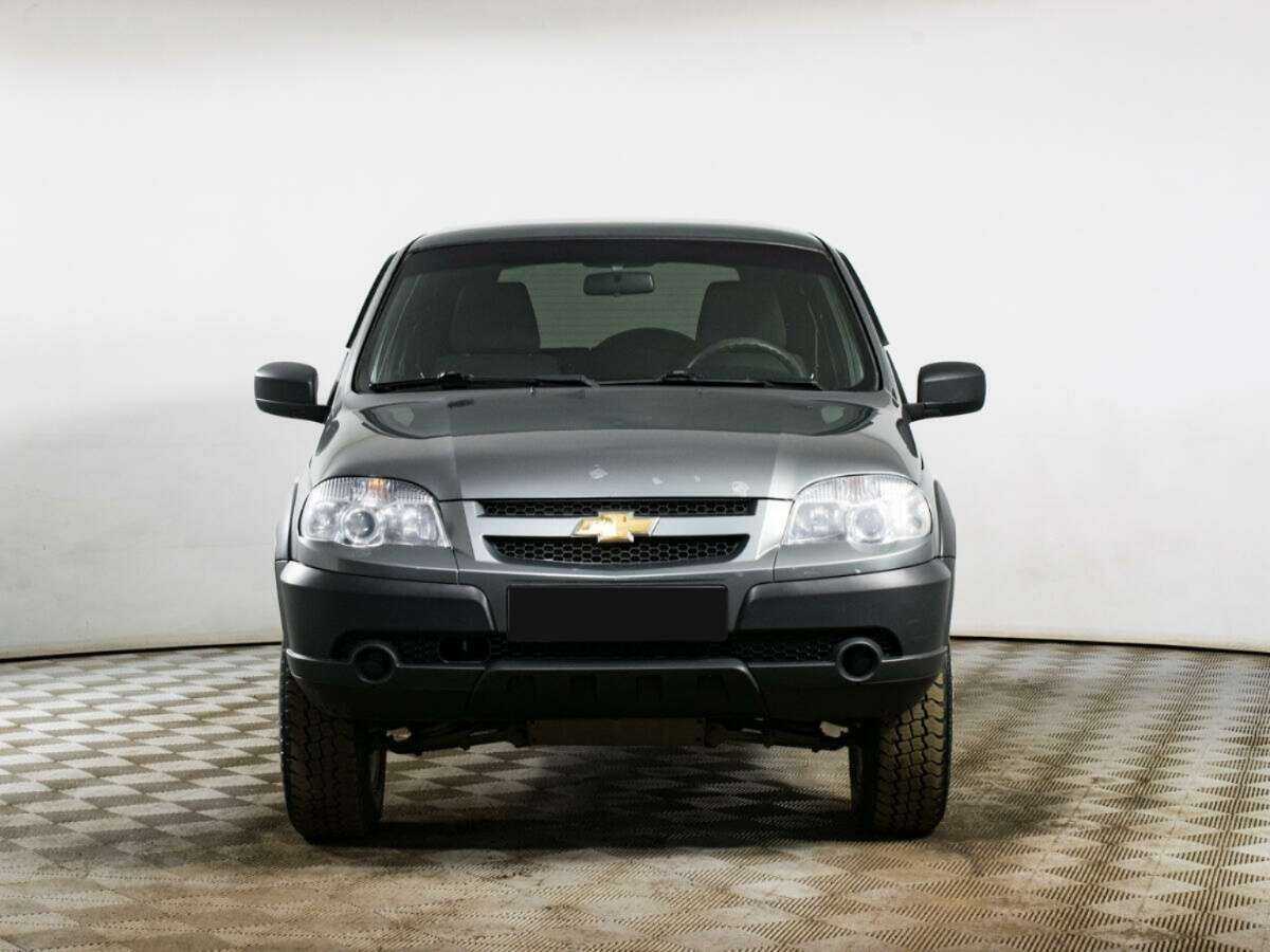 Chevrolet Niva с пробегом — 2018 год. Фото: #1