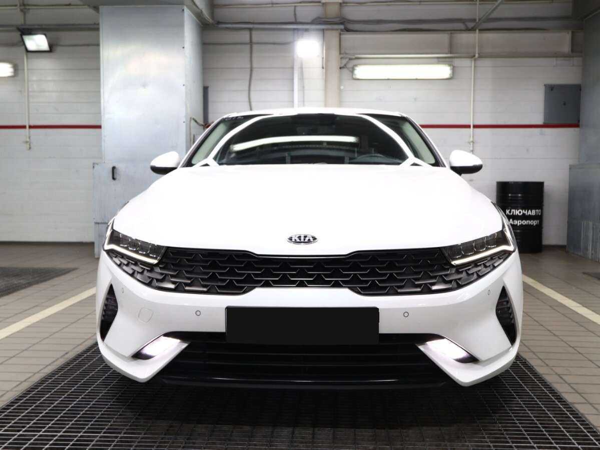 Kia K5 с пробегом — 2021 год. Фото: #2