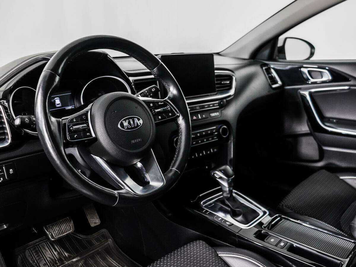 Kia Ceed с пробегом — 2018 год. Фото: #8
