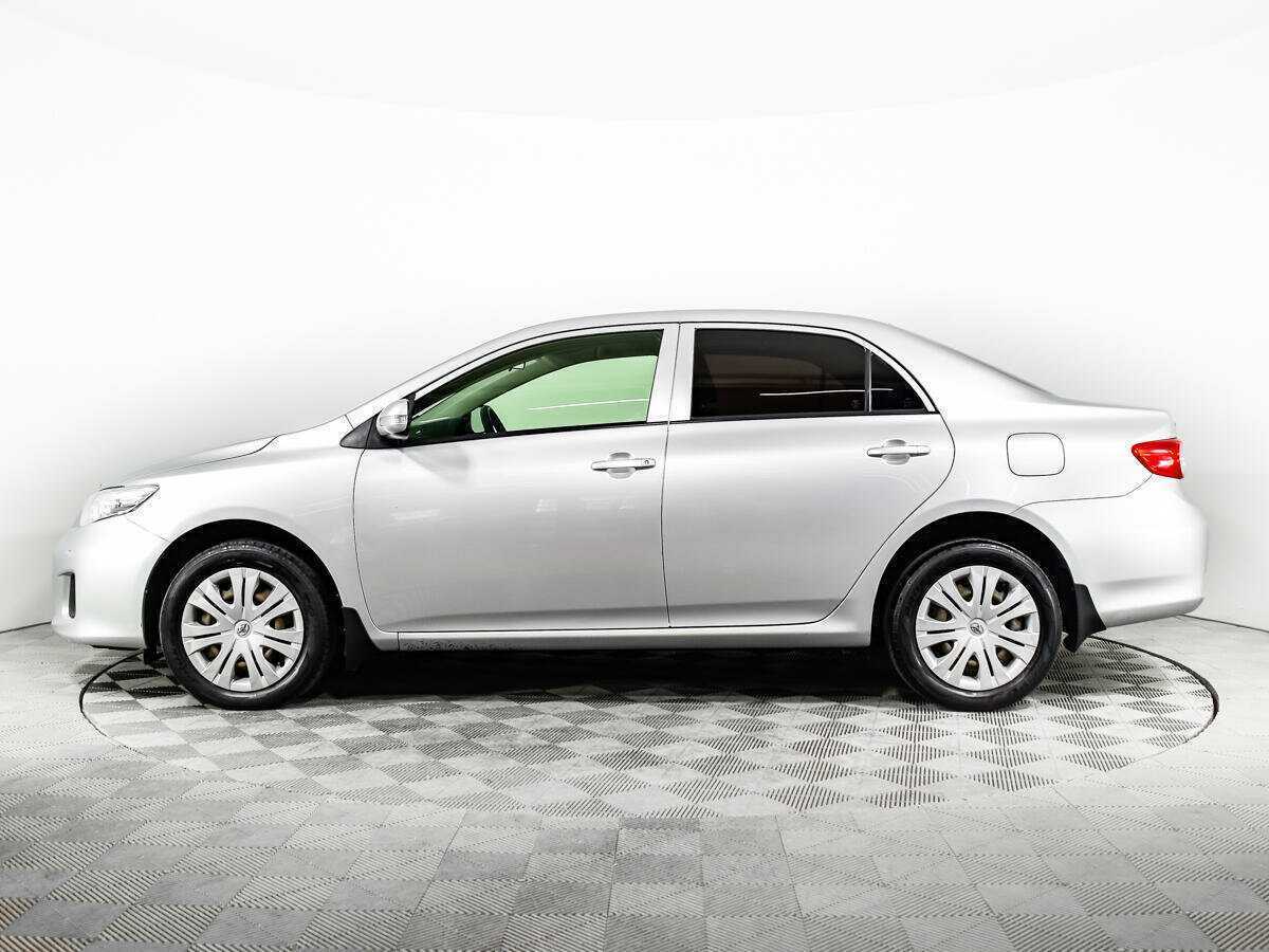 Toyota Corolla с пробегом — 2012 год. Фото: #7
