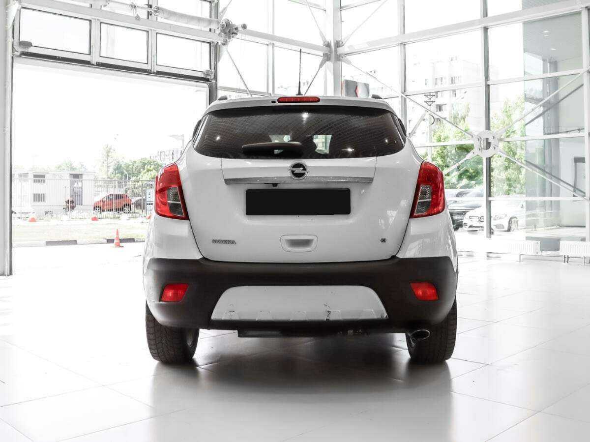 Opel Mokka с пробегом — 2013 год. Фото: #5