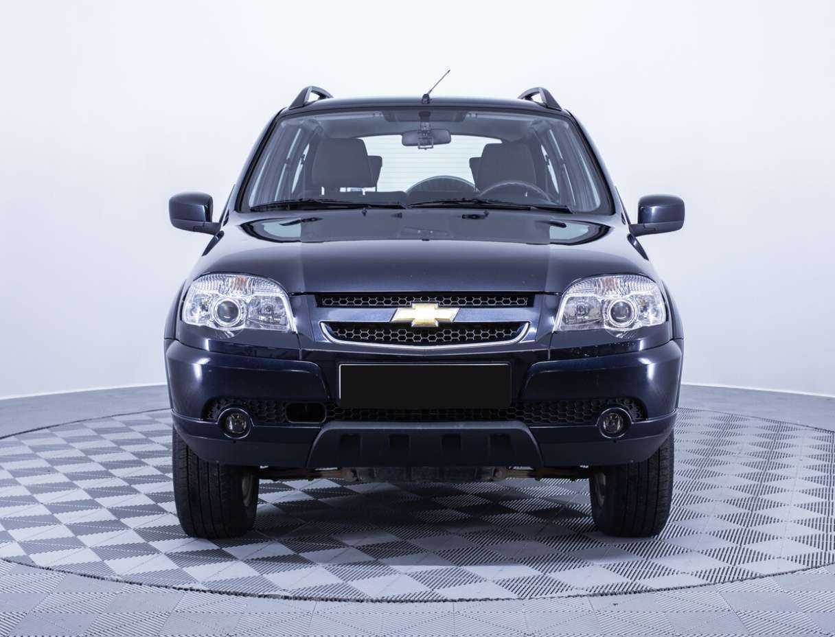 Chevrolet Niva с пробегом — 2015 год. Фото: #1