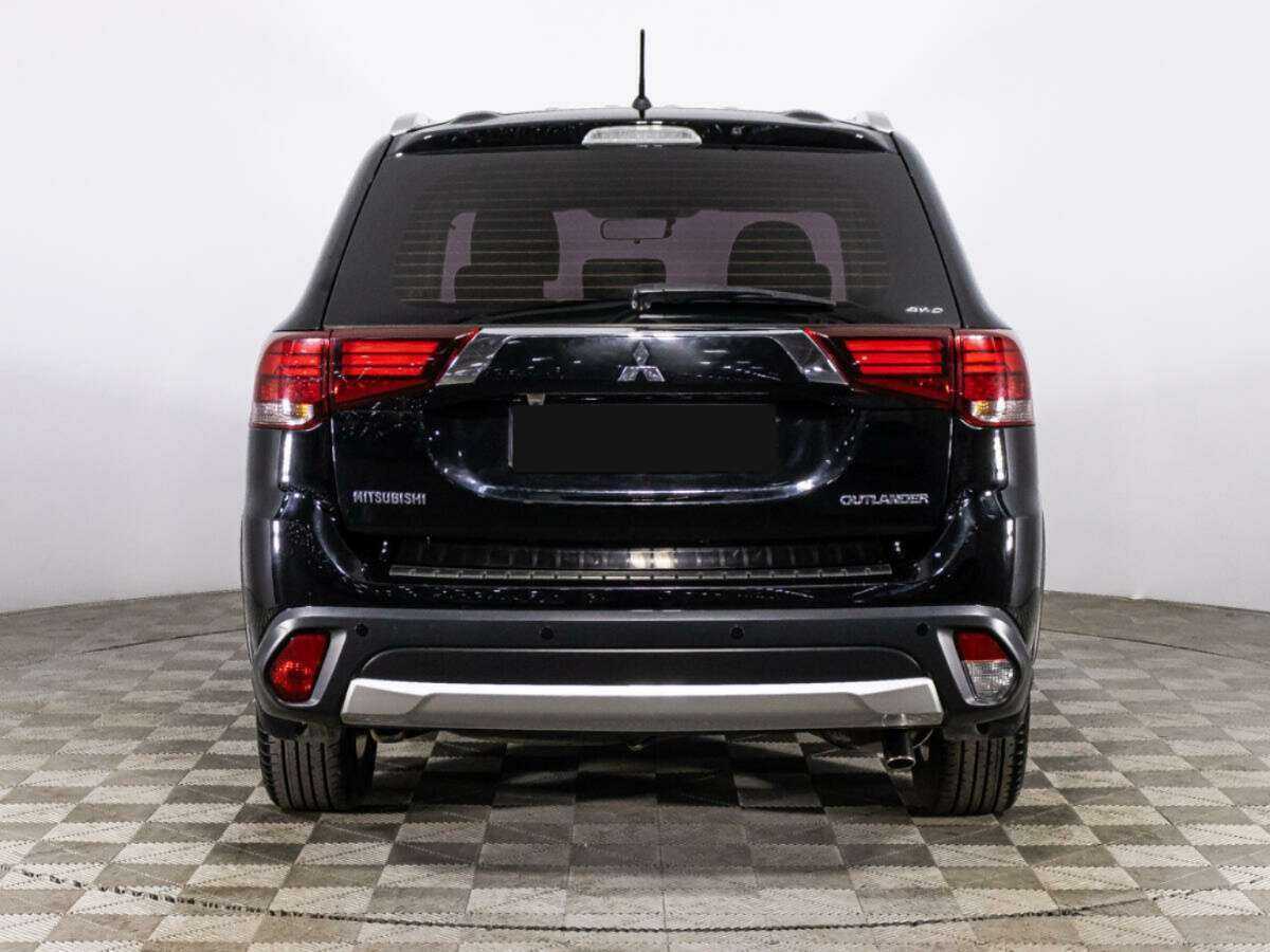 Mitsubishi Outlander с пробегом — 2016 год. Фото: #5