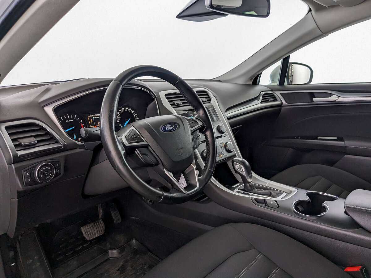 Ford Mondeo с пробегом — 2017 год. Фото: #13
