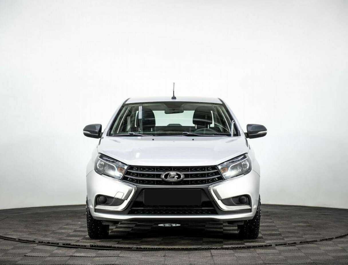 Lada (ВАЗ) Vesta с пробегом — 2020 год. Фото: #1