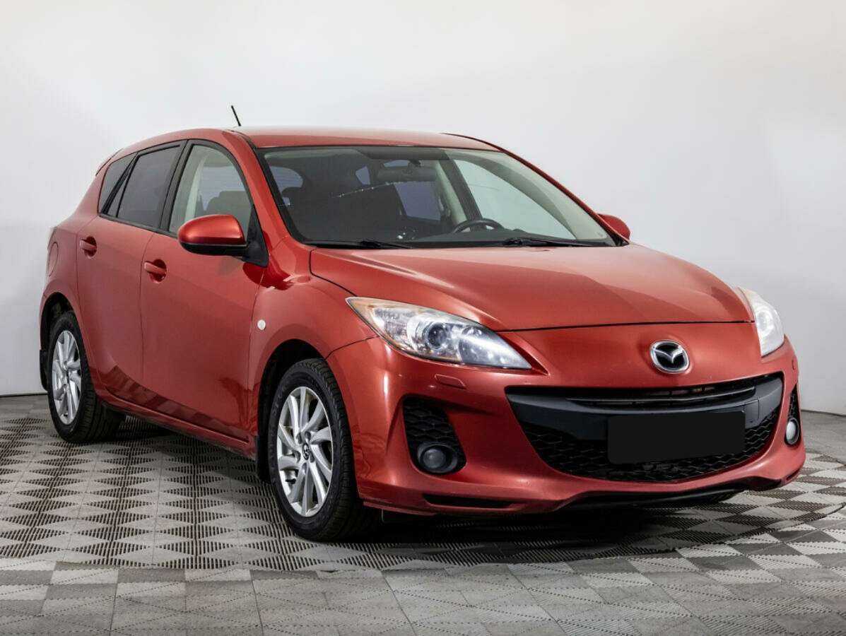 Mazda 3 с пробегом — 2012 год. Фото: #2