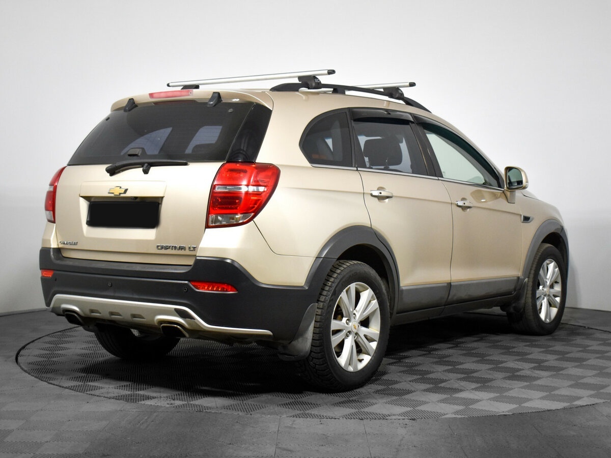 Chevrolet Captiva с пробегом — 2013 год. Фото: #3
