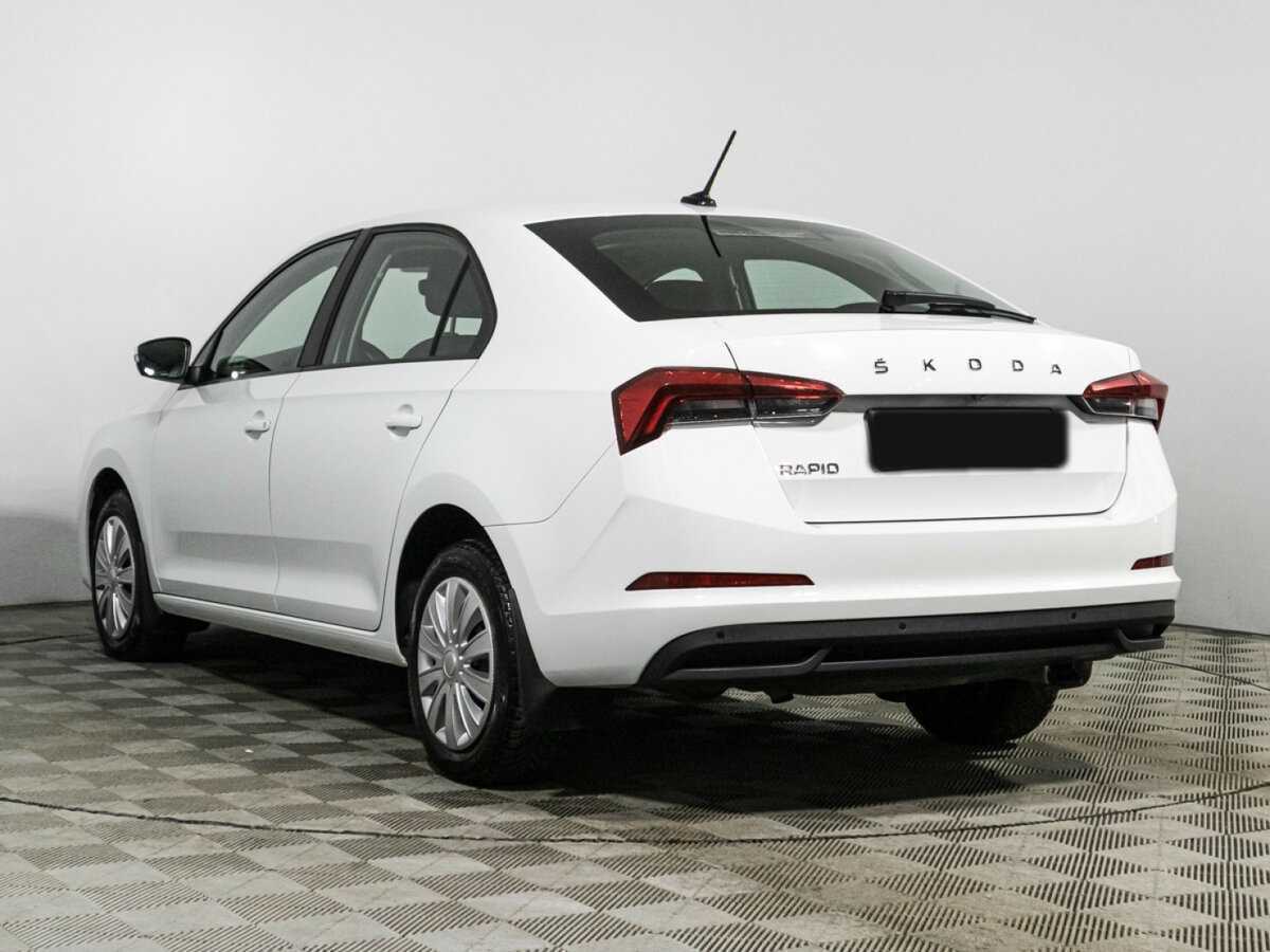 Skoda Rapid с пробегом — 2021 год. Фото: #6