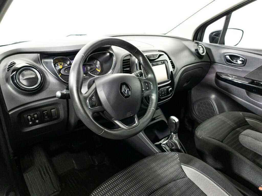 Renault Kaptur с пробегом — 2016 год. Фото: #10