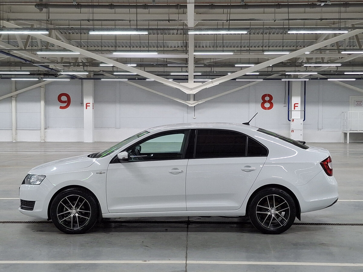 Skoda Rapid с пробегом — 2019 год. Фото: #7