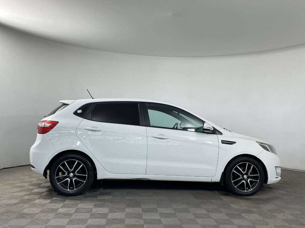 Kia Rio с пробегом — 2013 год. Фото: #3