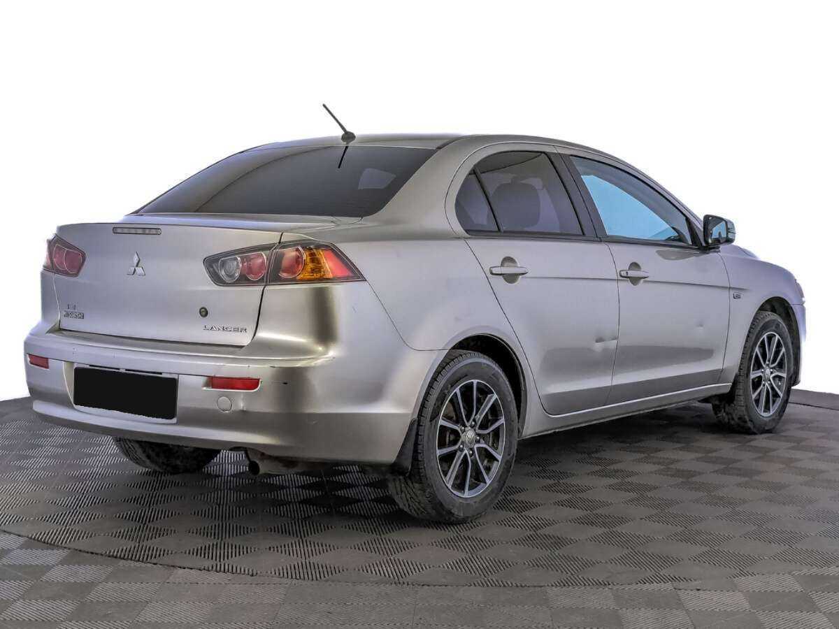 Mitsubishi Lancer с пробегом — 2015 год. Фото: #4