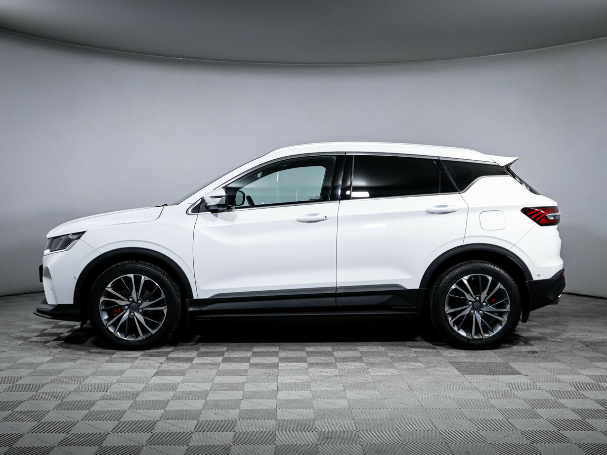 Geely Coolray с пробегом — 2023 год. Фото: #7