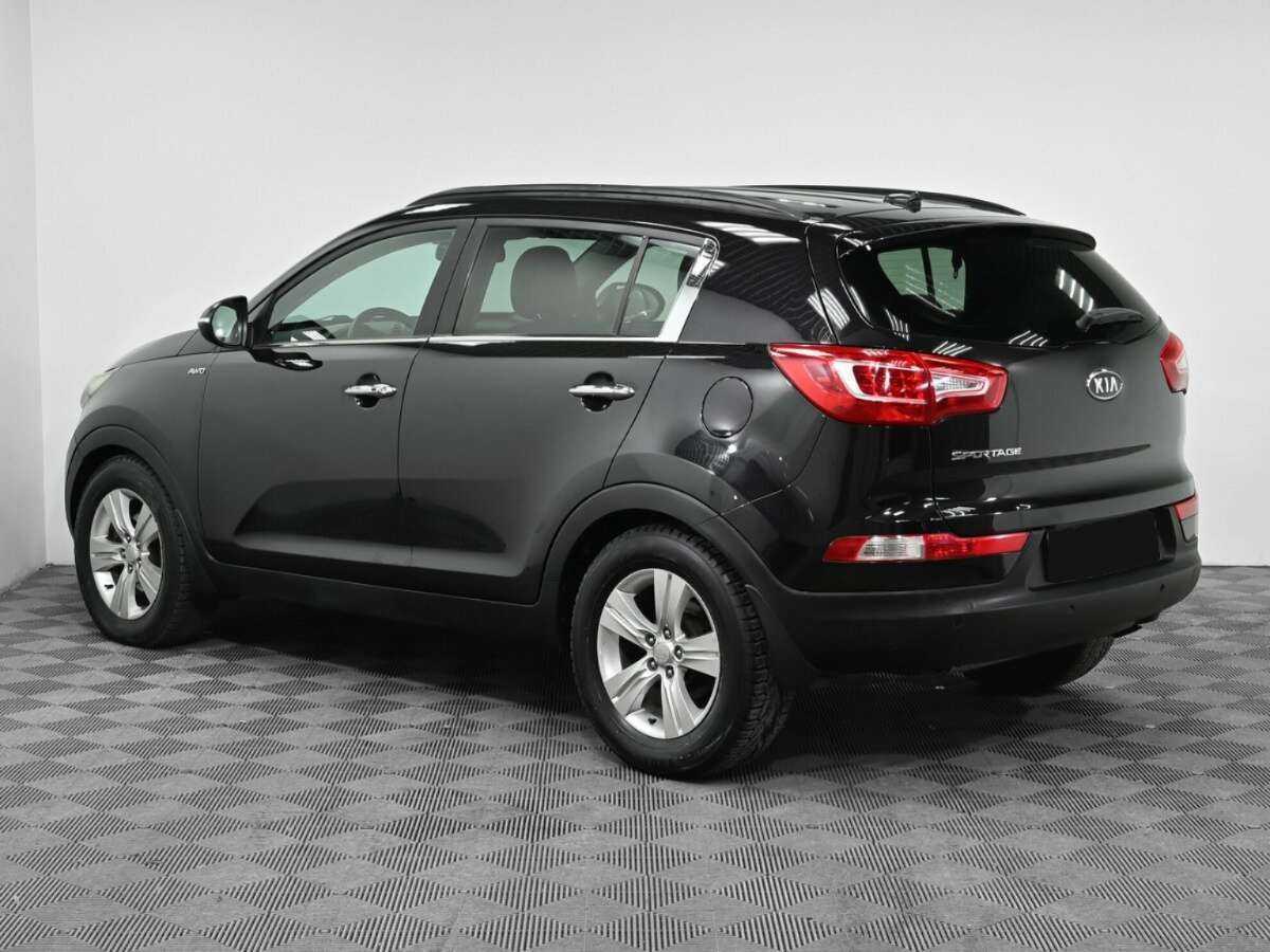 Kia Sportage с пробегом — 2012 год. Фото: #3