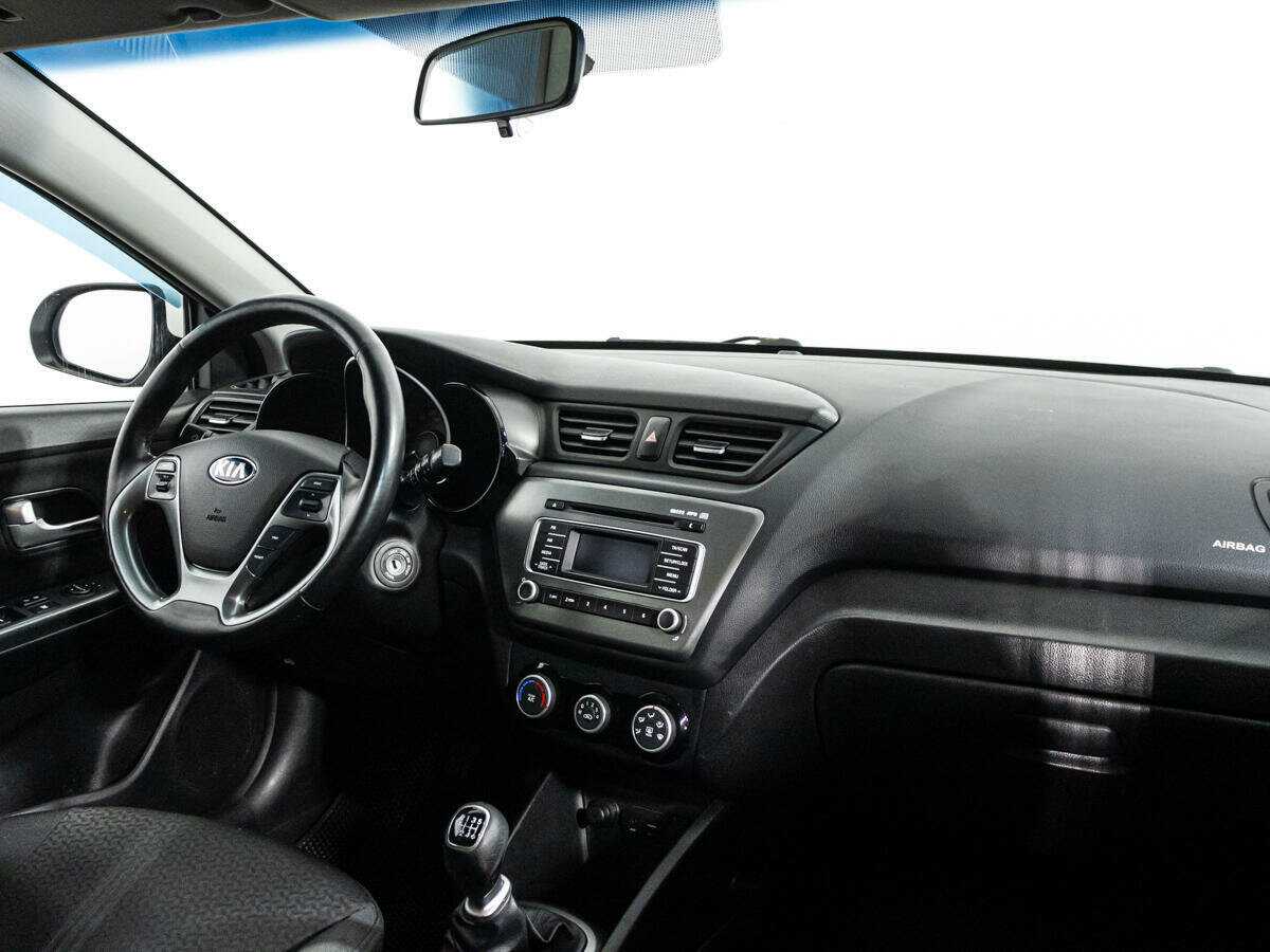 Kia Rio с пробегом — 2016 год. Фото: #8