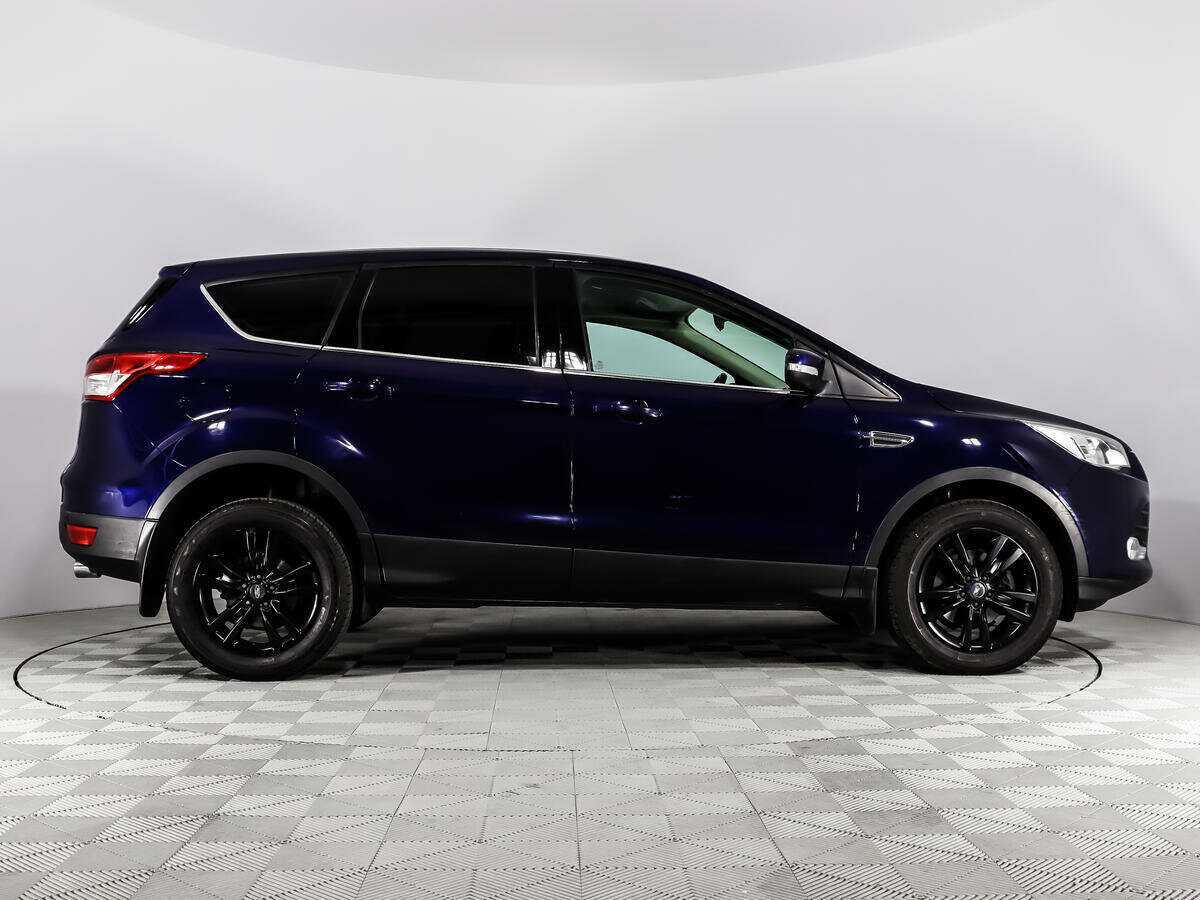 Ford Kuga с пробегом — 2014 год. Фото: #2