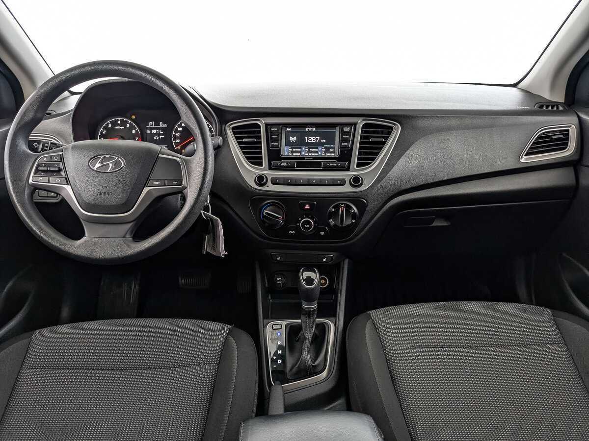 Hyundai Solaris с пробегом — 2021 год. Фото: #13
