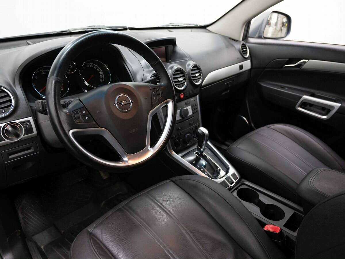 Opel Antara с пробегом — 2013 год. Фото: #6