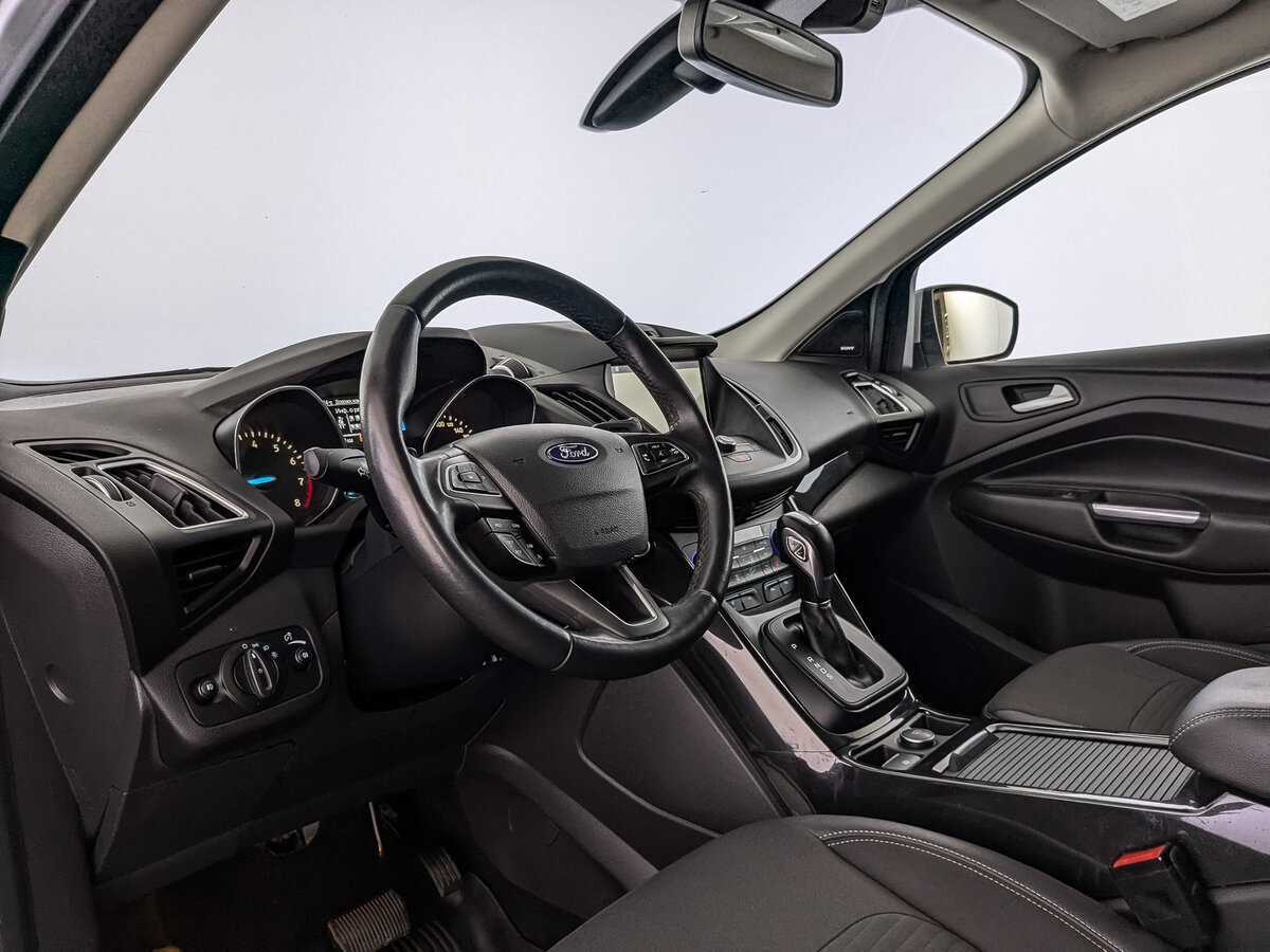 Ford Kuga с пробегом — 2019 год. Фото: #12