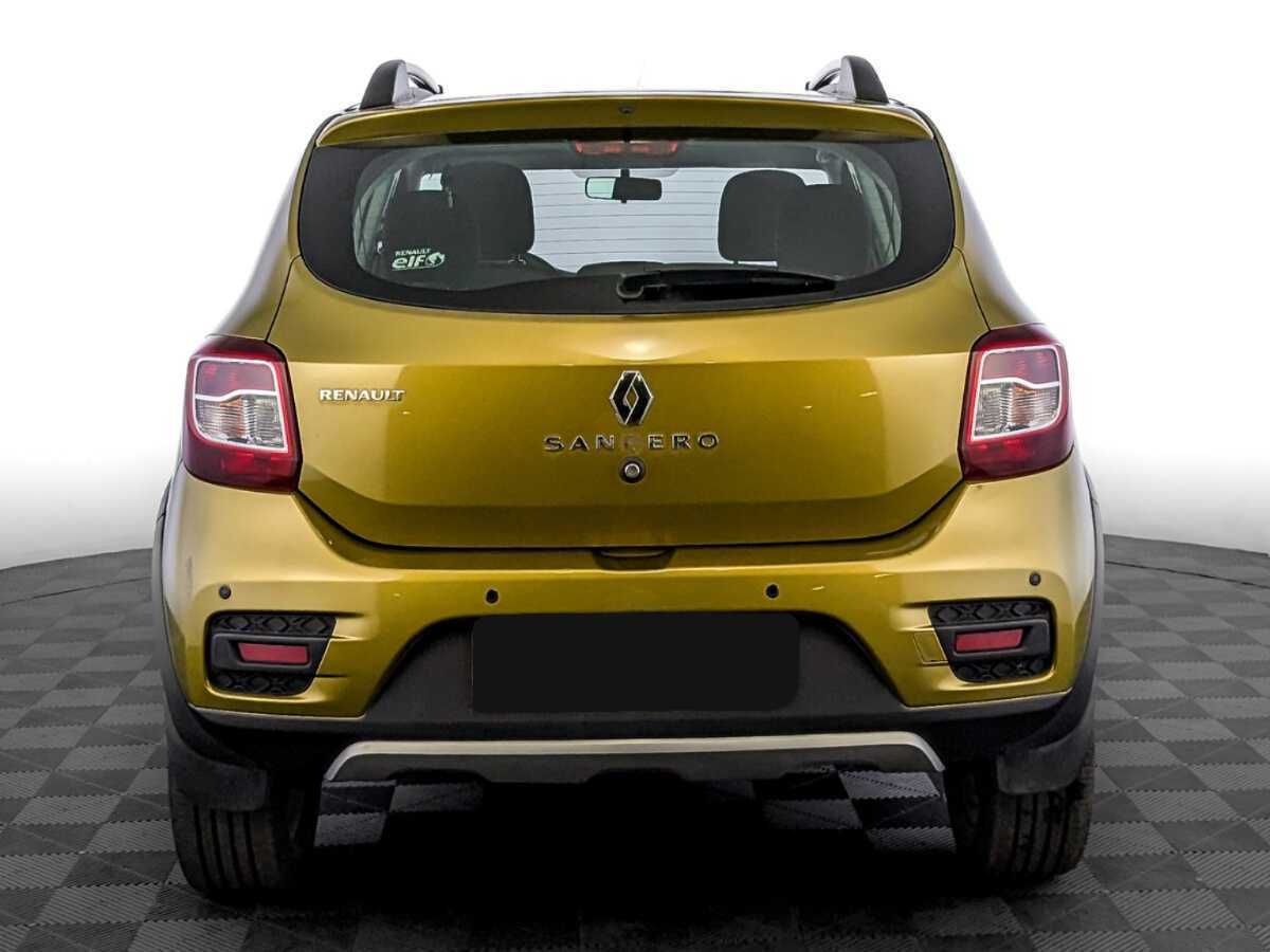 Renault Sandero с пробегом — 2016 год. Фото: #5