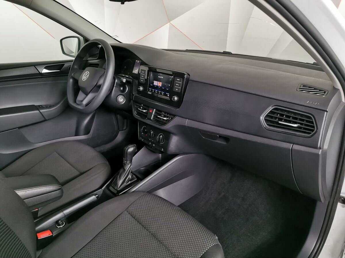 Volkswagen Polo с пробегом — 2020 год. Фото: #8