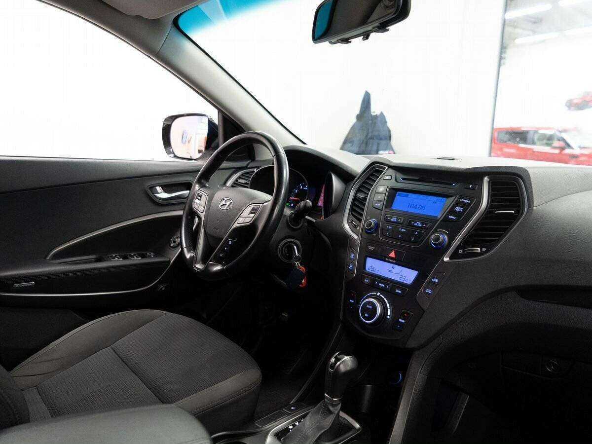 Hyundai Santa Fe с пробегом — 2013 год. Фото: #15