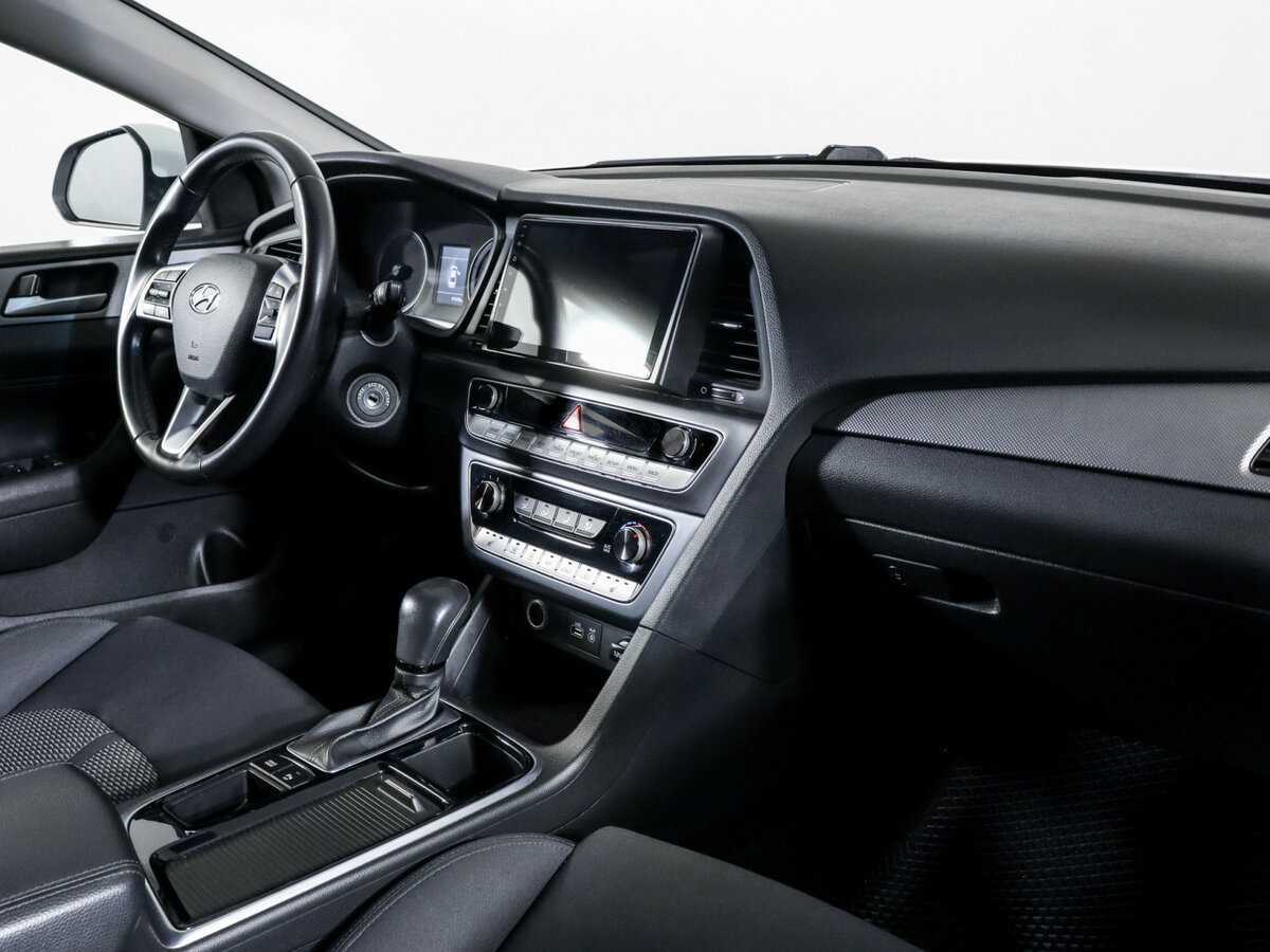 Hyundai Sonata с пробегом — 2019 год. Фото: #8