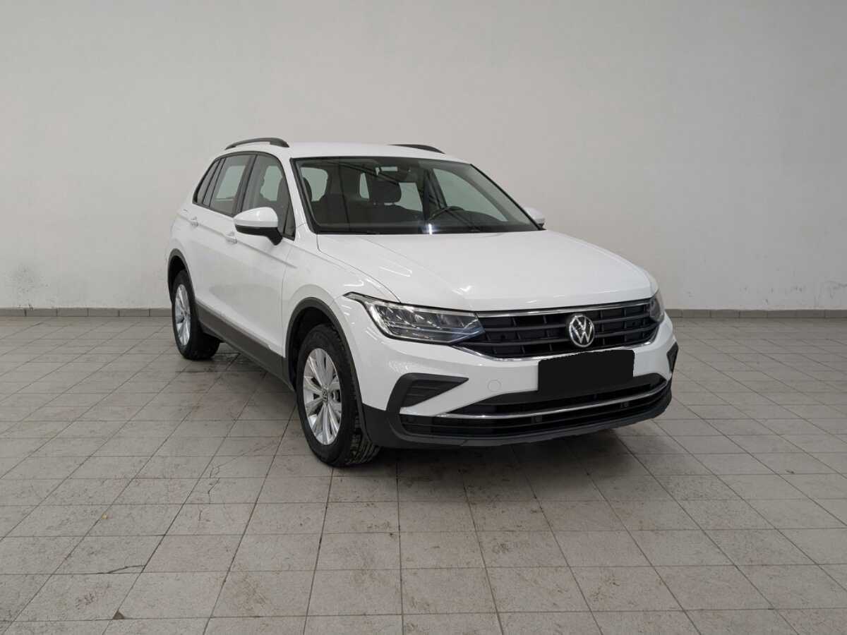 Volkswagen Tiguan с пробегом — 2021 год. Фото: #2