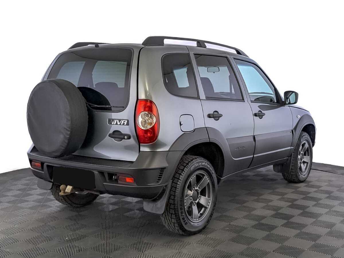 Chevrolet Niva с пробегом — 2019 год. Фото: #4