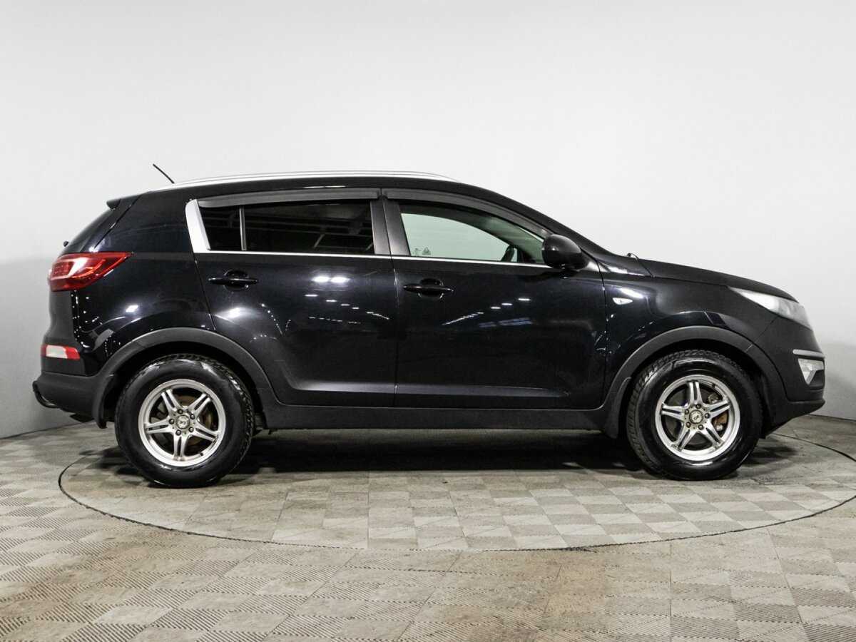 Kia Sportage с пробегом — 2012 год. Фото: #3